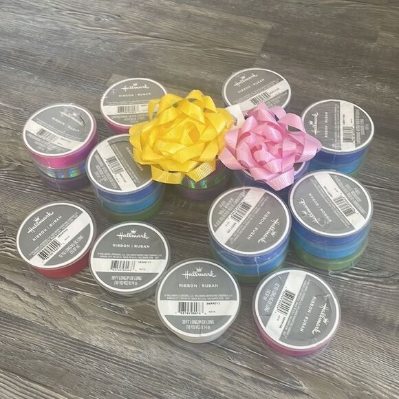 Large Craft lot of New Ribon Rolls (31) perfect for gift wrapping scrapbooking - Picture 8 of 8